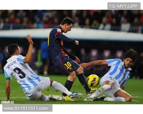 足球明星进球后激情滑铲庆祝瞬间盘点与分析