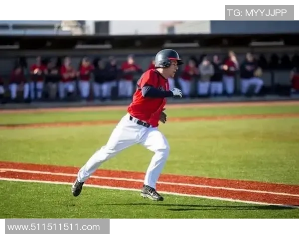 如何帮助足球球员提高跑动速度应对慢跑问题