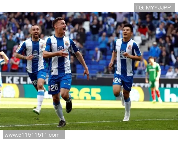 西班牙足球明星崛起之路探索与未来发展分析