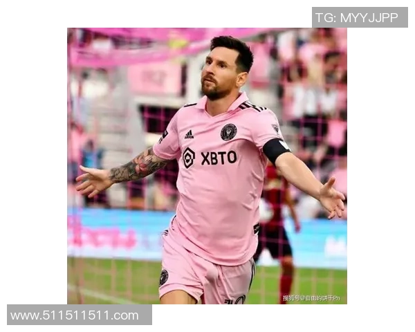 足球明星隐身街头巧妙伪装路人被认出瞬间爆笑场面曝光 足球明星隐身街头巧妙伪装路人被认出瞬间爆笑场面曝光